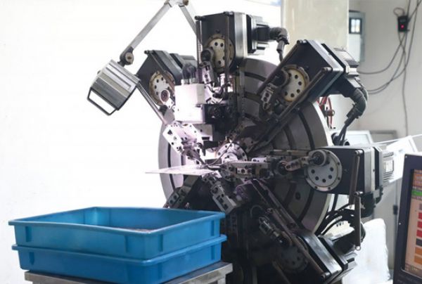 生產(chǎn)設(shè)備